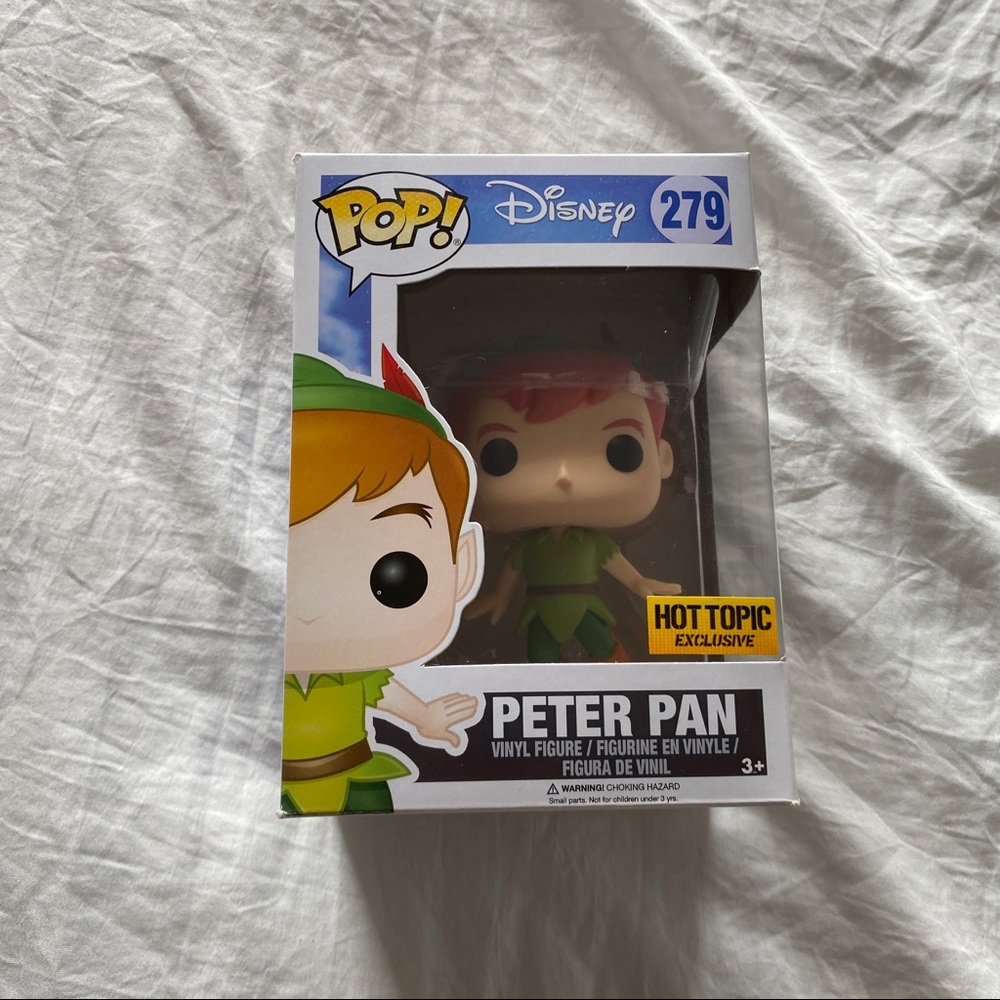 Funko pop Peter Pan Hot Topic Exclusive